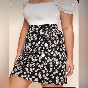 SHEIN wrap tie side daisy floral skirt
